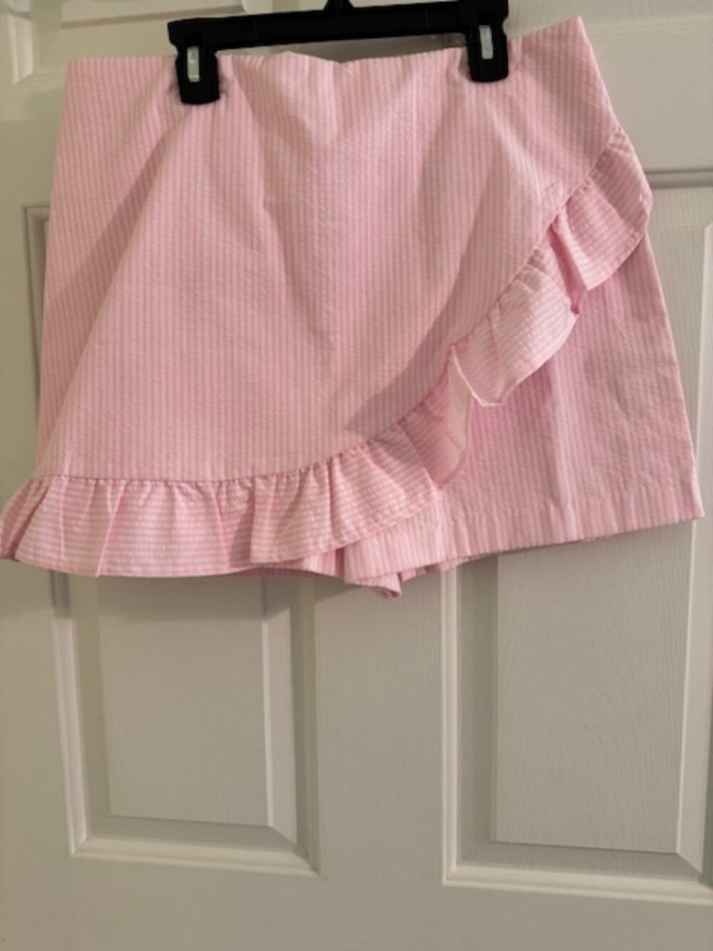 NWT Lilly Pulitzer Faye Skort Capri Coral Pink Seersucker Stripe Ruffle 8